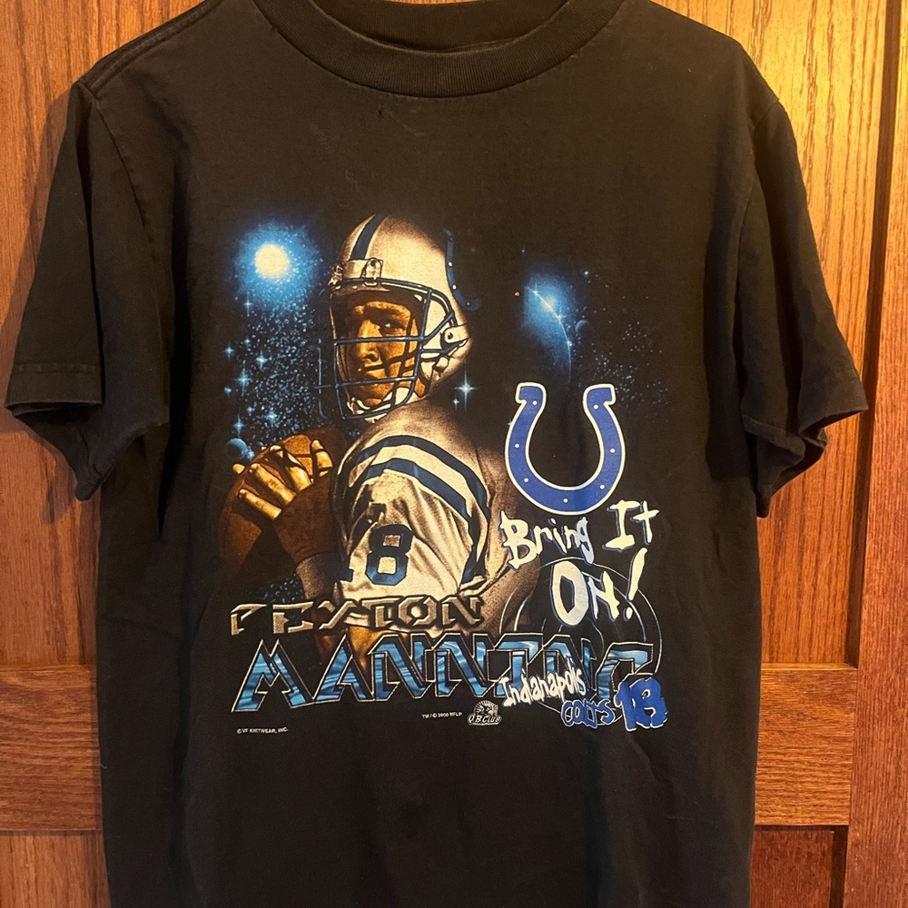 Vintage Peyton Manning Indianapolis Colts Graphic T-Shirt from 2000.